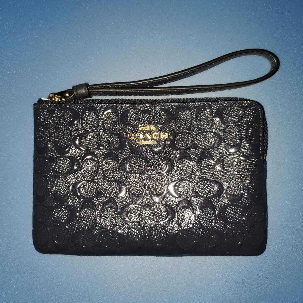 NWT COACH Midnight (Dark Navy) Corner Zip Wristlet